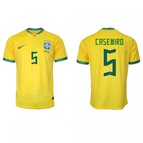 Pánský Fotbalový dres Brazílie Casemiro #5 MS 2022 Domácí Krátký Rukáv